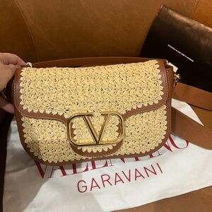 VALENTINO V LOGO RAFFIA BAG